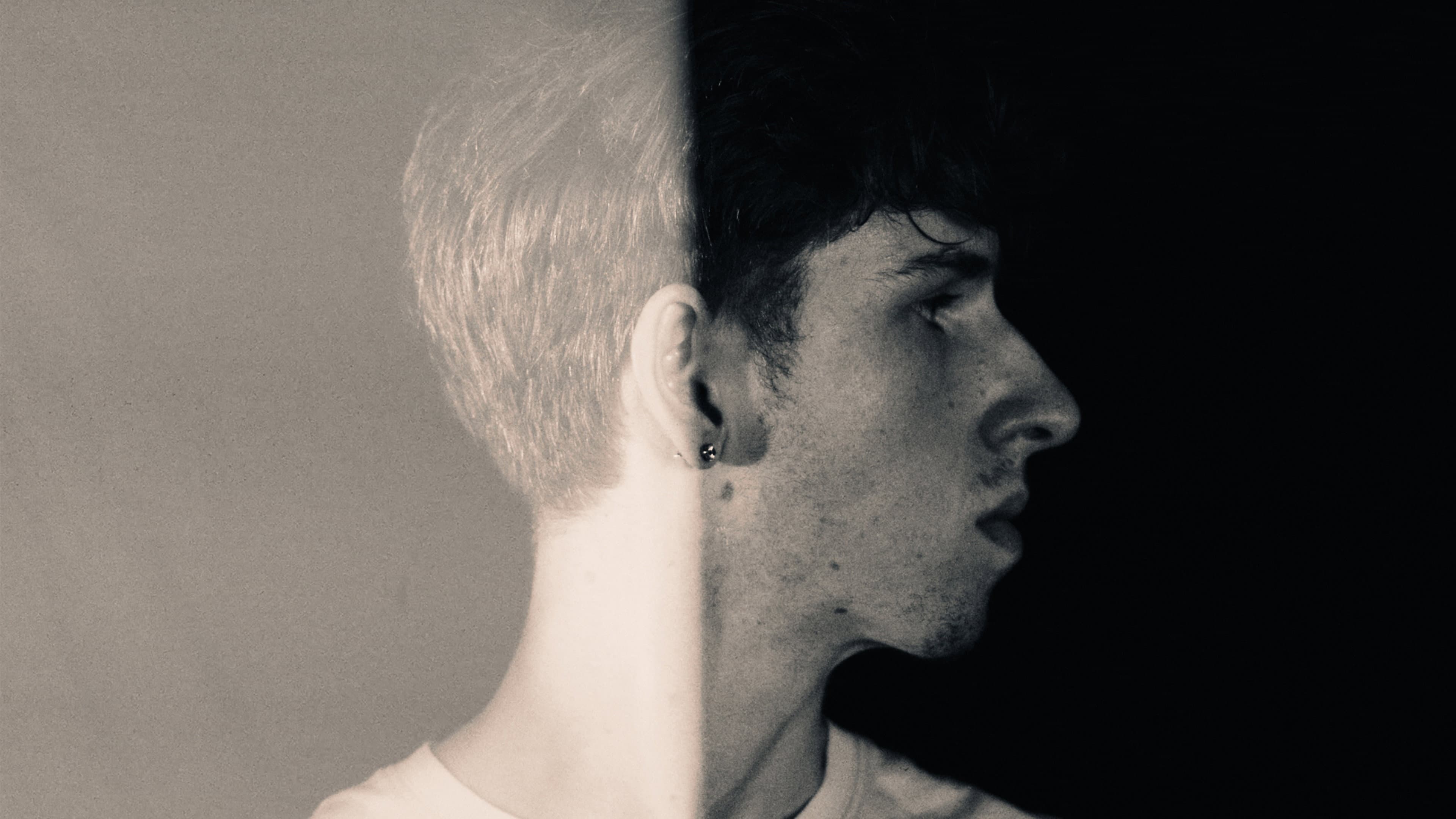 NEƎZ